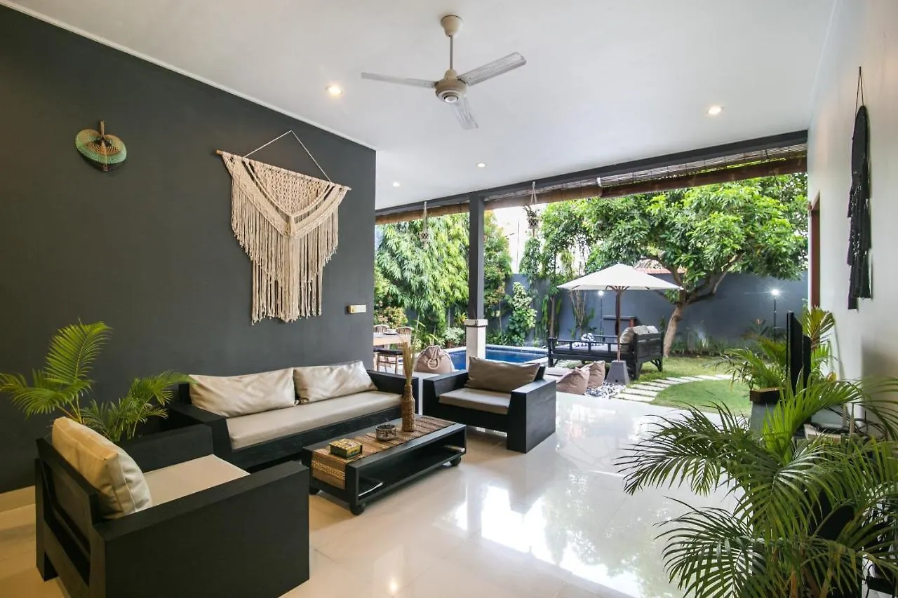 Villa Vieja Seminyak