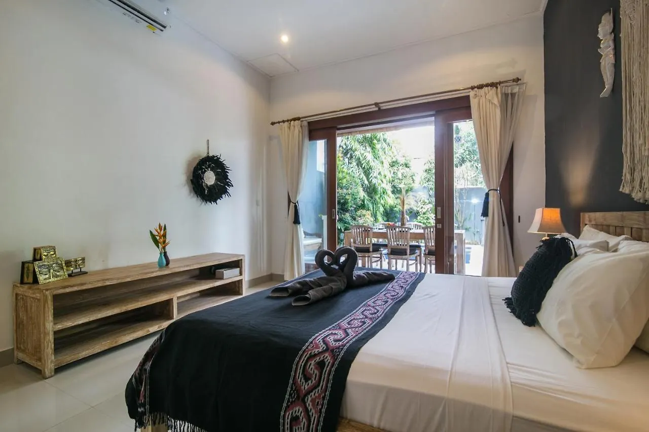 Villa Vieja Seminyak