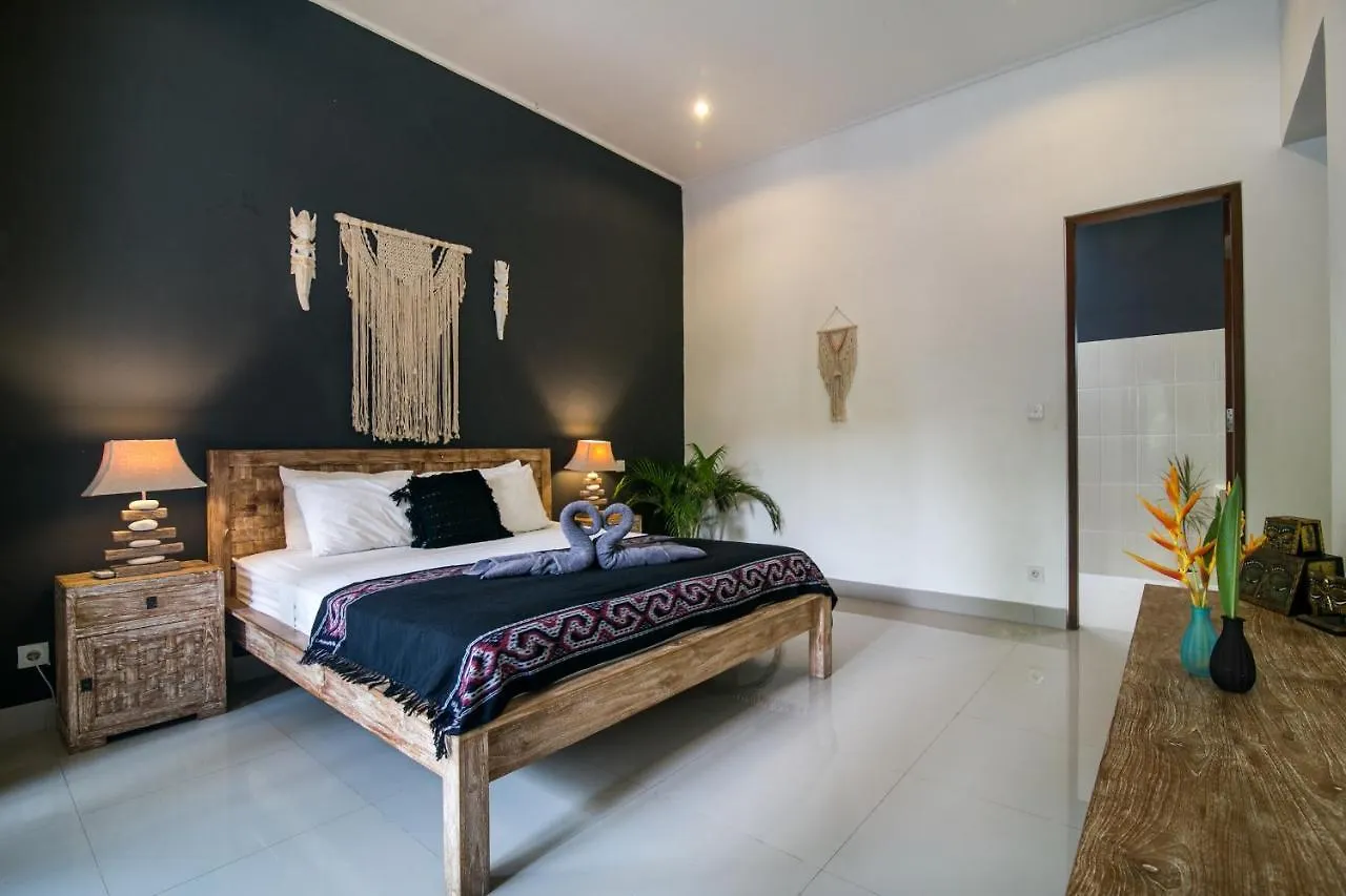 Villa Vieja Seminyak