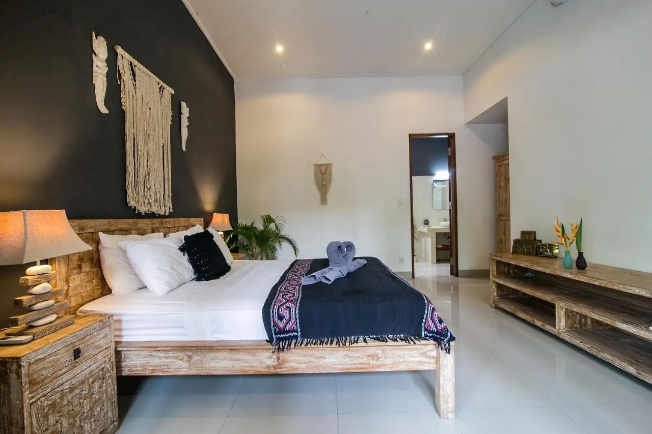 Villa Vieja Seminyak